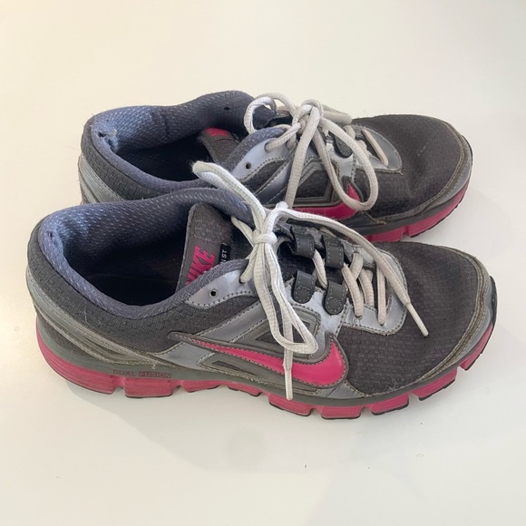 Nike Grey/Pink Women’s Running Shoe Size 7.5 - Picture 3 of 7